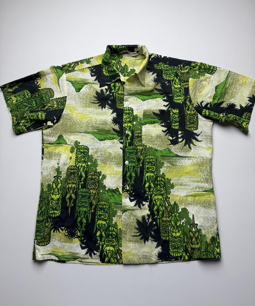 Vintage Liberty House Shirt Mens Tiki Hawaiian Short Sleeve Button Up VTG Read